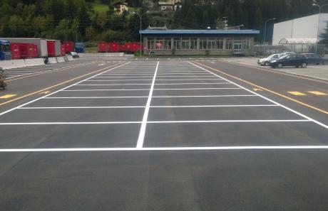 Realizzazione segnaletica parcheggio